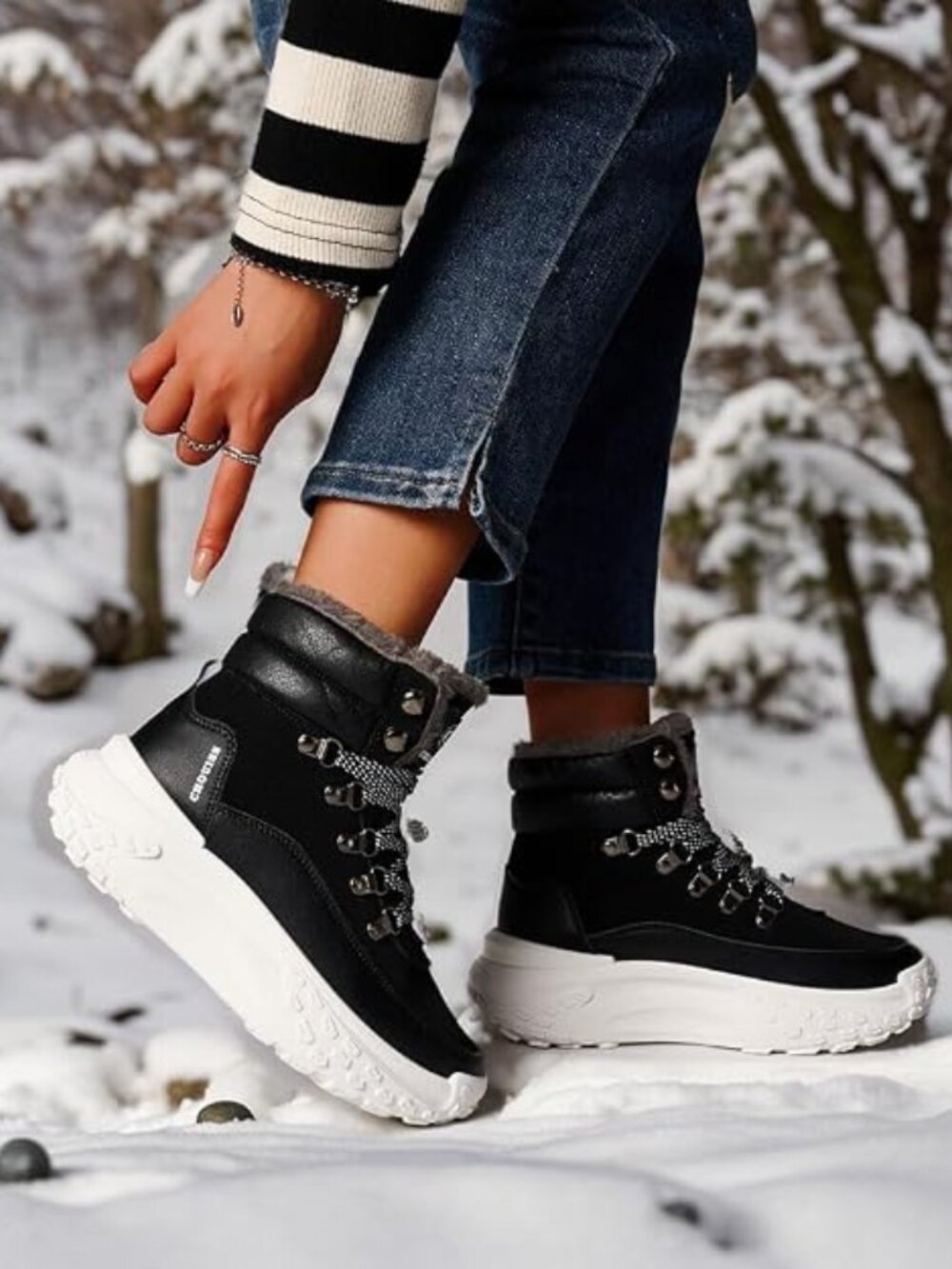 Women's Black Snow Boots Waterproof Winter Hiking Shoes